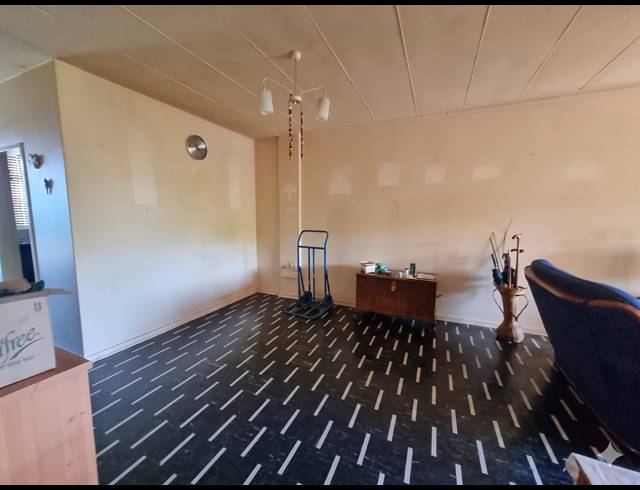 2 BEDROOM APARTMENT FOR SALE IN ARCON PARK